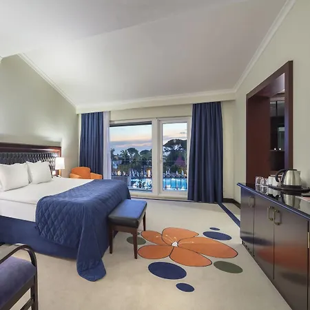 ماريتيم باين بيتش 5* بيليك